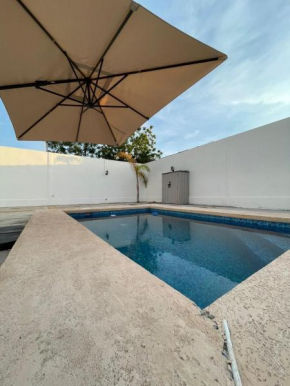 Casa con alberca privada